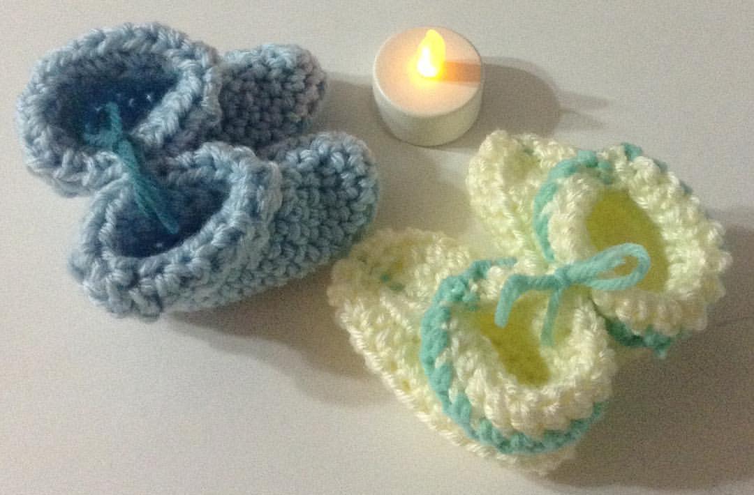 Booties to crochet