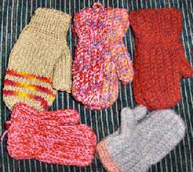 Humanitarian mittens for kids