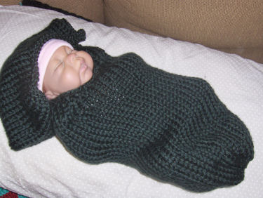 peapod with hood