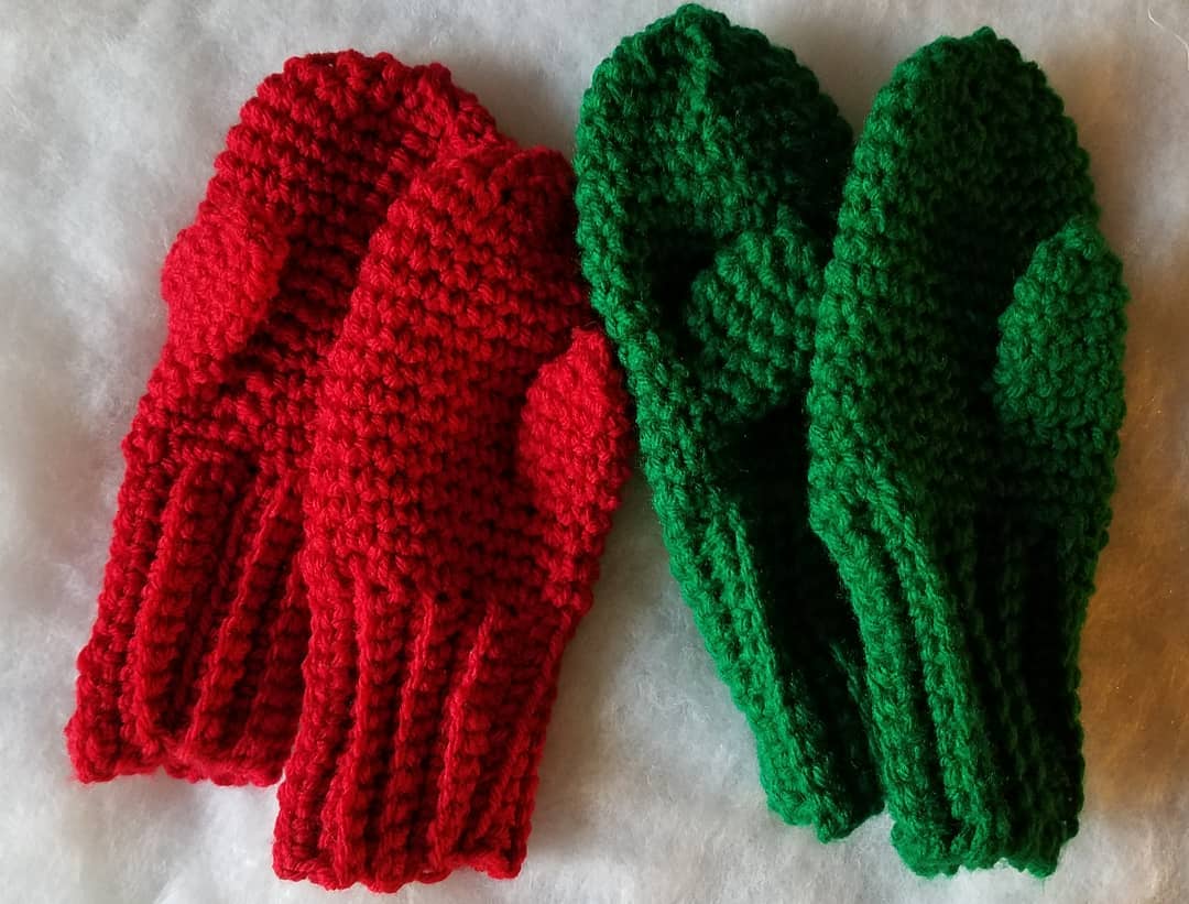 red or green mitts